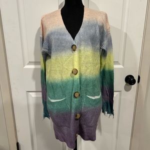 Akaiv S/M sweater with faux wooden buttons